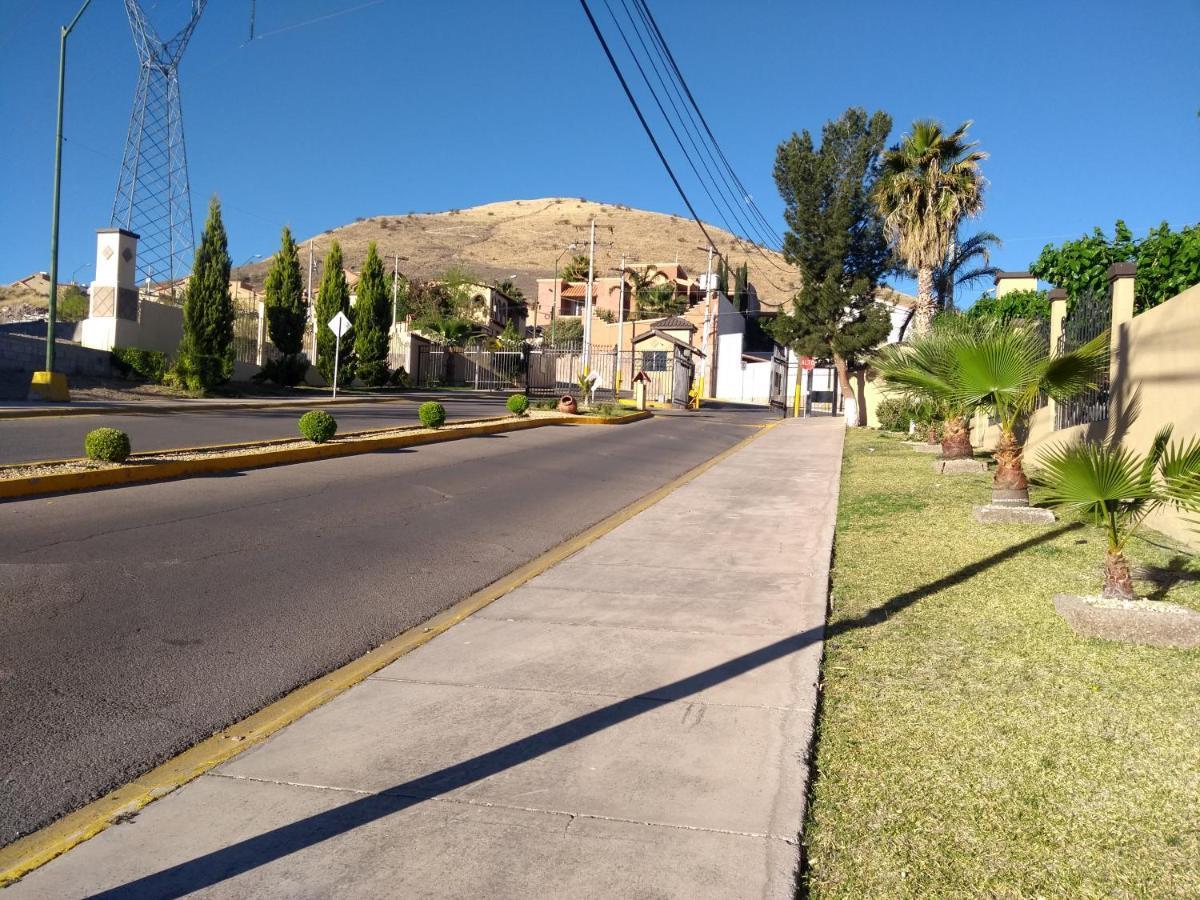 Hermoso Depto Por Uach II Con Terraza Y Linda Vista Chihuahua Esterno foto